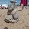 Cairns sur la plage du tanchet du château d'olonne