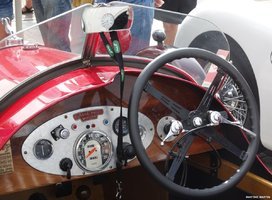 Les belles anglaises aux Sables : Morgan à 3 roues 1936